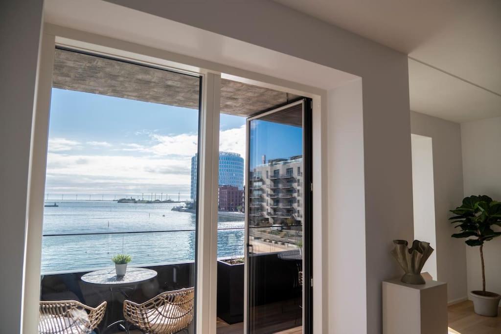 Brand New & Full Sea View In Appartement